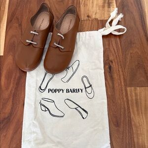 Poppy Barley Eyelet Oxford girls shoes in size 13.5